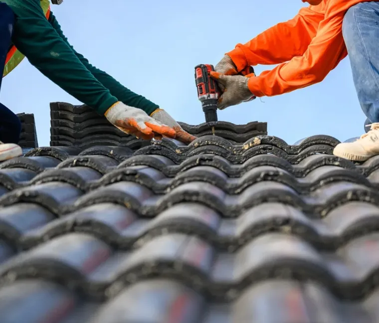 Expert in Estimating Costs of All Roofs